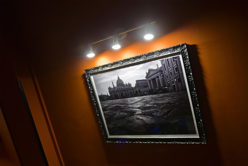 Vatican Rooms Accommodation Rzym Zewnętrze zdjęcie