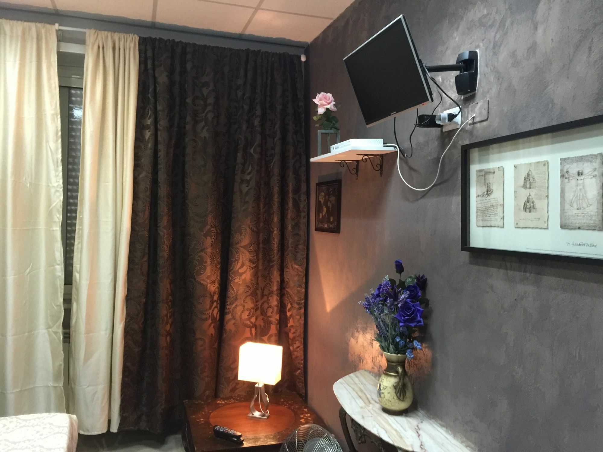 Vatican Rooms Accommodation Rzym Zewnętrze zdjęcie