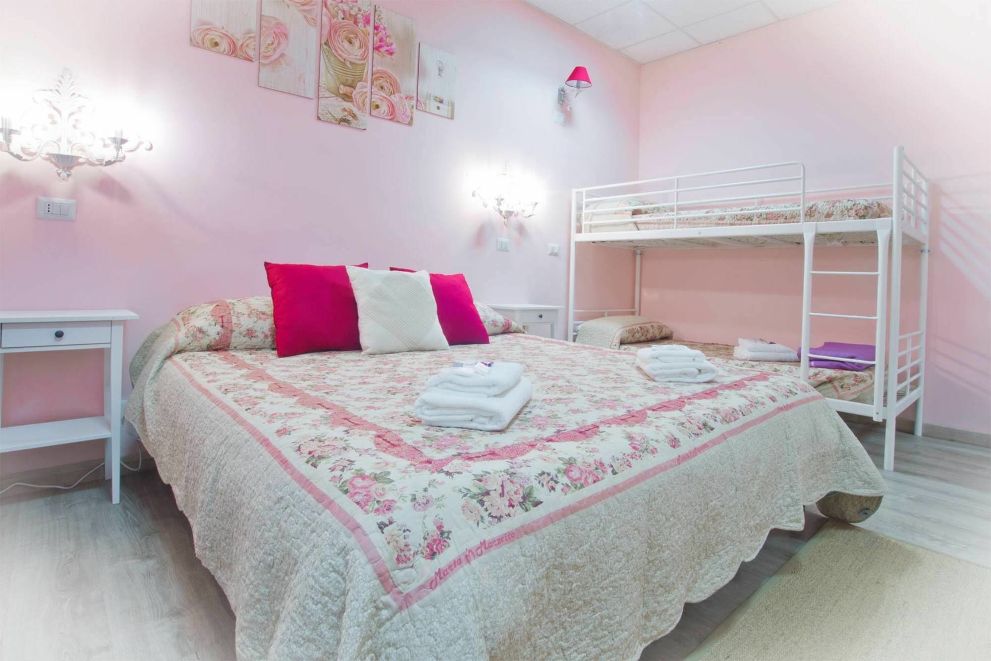 Vatican Rooms Accommodation Rzym Zewnętrze zdjęcie
